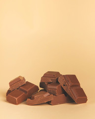 Milk chocolate pieces