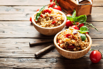 Vegetaian rice with onion, tomato and eggplant