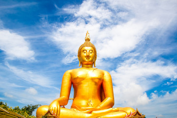 Obraz premium Big Golden Buddha with blue sky blue at Wat Muang, Ang Thong Province, Thailand