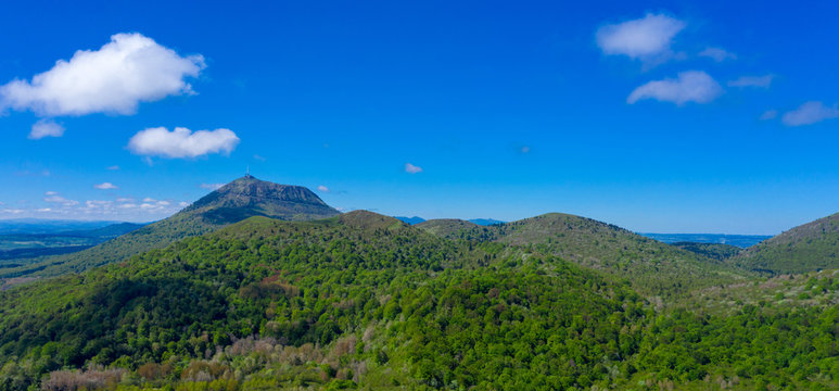 puy de dome, parc des volcans d'auvergne- france