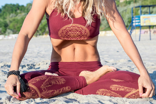 5 Key Yoga Anatomy Insights on Bandhas, Breath and Posture