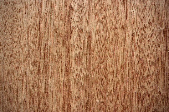 Okoume wood surface - vertical lines