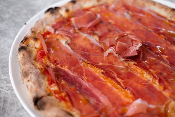 Pizza Speck and Gorgonzola