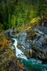 Obraz premium Nairn Falls Provincial Park, Pemberton, Canada