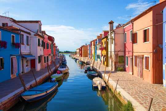 Burano Island, Venice, Italy. Selective focus. © tasha_lyubina
