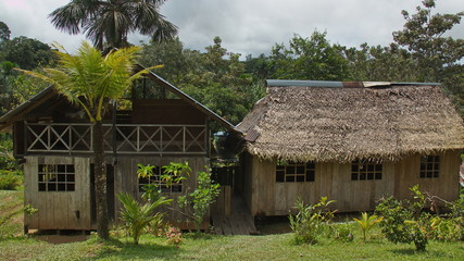 Fototapeta na wymiar Wooden house in Puerto Narino at Amazonas river in Colombia