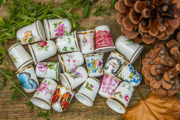 Fototapeta na wymiar thimbles, used for sewing and needles,