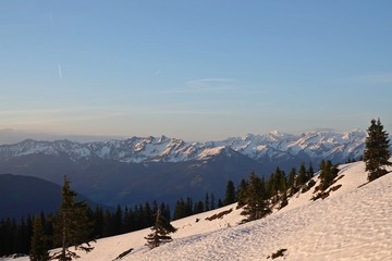 Fototapeta na wymiar beautiful view to the alps in austria