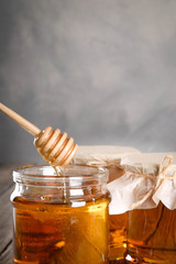 strawberry,fruit,food,red,berry,fresh,ripe,sweet,healthydessert,strawberries,bowl,white,summer, juicy,delicious,organic,green,freshness,closeup,diet,tasty,natural,plate,background,nature,health,vitam