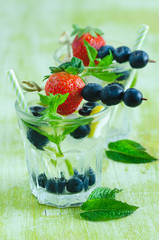 Refreshing fruit mojito