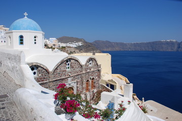 The spectacular view from Oia village at Santorini Island