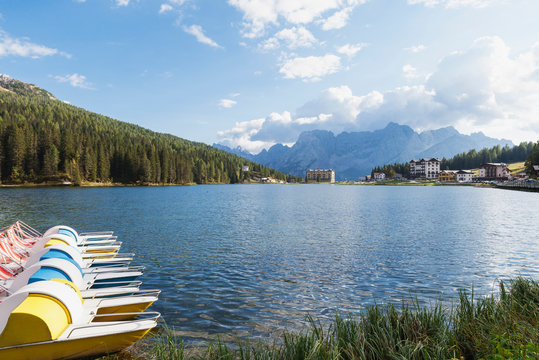 Italy, Province Bolluno, Dolomites, Paddle boats on Misurina Lake, Tre Cime di Lavaredo region