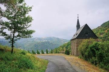 Rheinsteig Hiking Path vista across the valley with beautiful little chapel in foreground