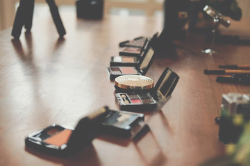 cosmetic & tripod for recording video on beauty blogger table