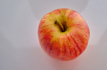 red apple