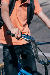 Obraz premium The hand of the child who acts the brake