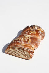 Nusszopf, Nusskuchen