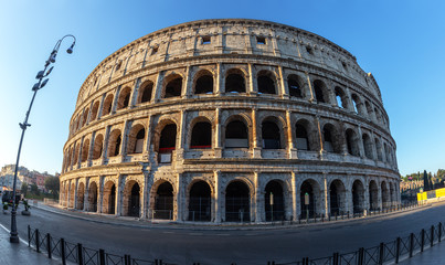 Fototapeta na wymiar Italian historical monument of the Colosseum, in Rome.