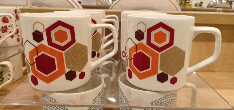 Set of cups
