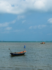 Small fishing boats of fishermen Parked on the beach