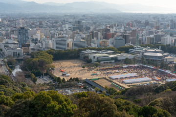 Fototapeta premium 松山城の天守から見る松山市街の風景
