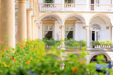 building with colomn