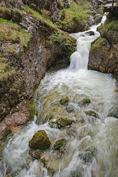 Wasserfall in der Wassserlochklamm in der Steiermark