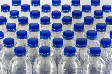 Mineralwasserflaschen