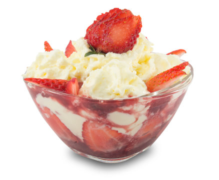 FRESAS CON CREMA