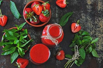 Strawberry mint smoothie. Healthy detox drink. Super Food Eco smoothie. Keto diet. Vegan diet