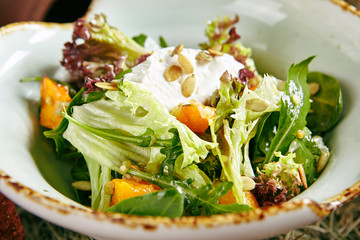 Rustic Salad with Baked Pumpkin