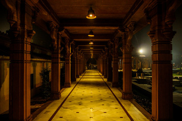 Fototapeta premium tunnel of lights