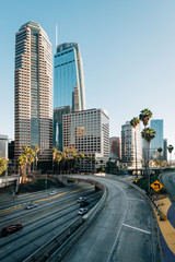 Fototapeta na wymiar Los Angeles cityscape skyline view of the 110 Freeway, in downtown Los Angeles, California