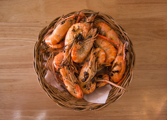 grill shrimps , River Shrimps burn