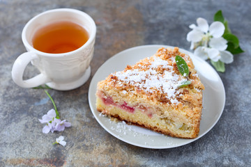 Rhabarber-Streusel-Kuchen	