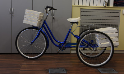 Fototapeta na wymiar Vintage crate on tricycle bike