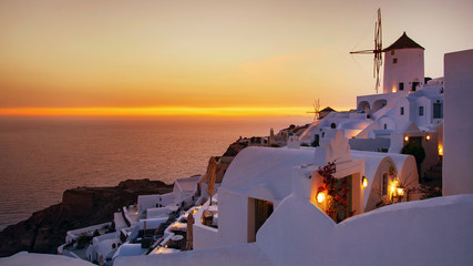 Fototapeta na wymiar Sunset over romantic Santorini - Image