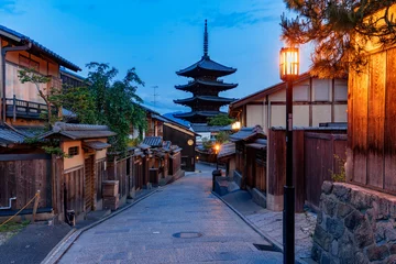 Fotobehang [京都]東山・清水寺参道の風景 © 宏樹 林