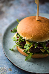 Pulled pork burger with vegetables