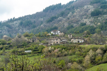 Obraz premium Almost abandoned village in Kardzhali distrikt in Bulgaria