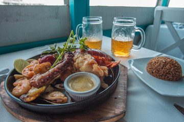 Prato de frutos do mar com arroz de coco