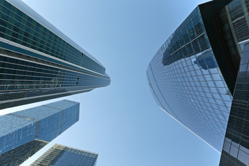 Obraz na płótnie Canvas Modern skyscrapers in the financial district
