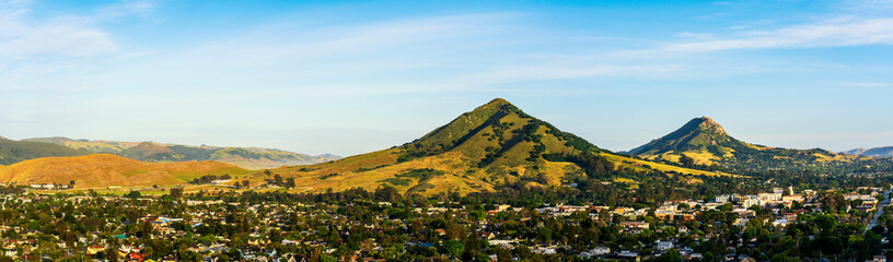 Fototapeta na wymiar Panorama of Mountains and Valley, City