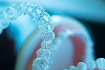 Invisible dental teeth aligners
