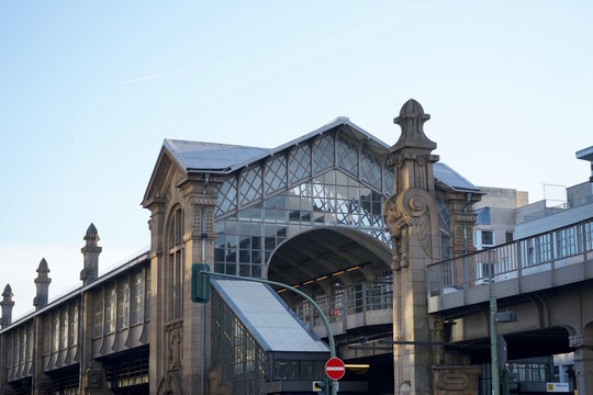 Jugendstil in Berlin: U-Bahnhof B&uuml;lowstra&szlig;e