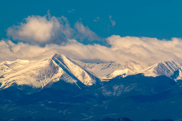 Fototapeta na wymiar Beautiful Snow Capped Sangre de Cristo Range