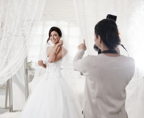 Photographing the bride