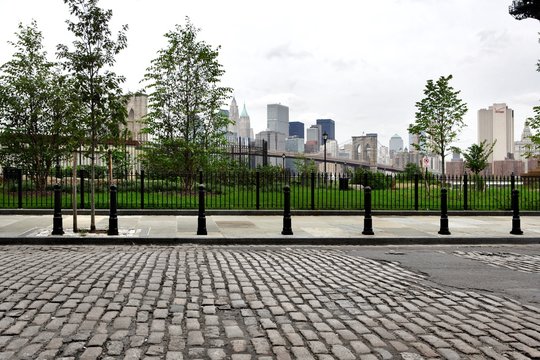 summer street architecture