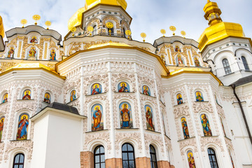 Fototapeta na wymiar lavra monastery complex in Kiev, Ukraine 