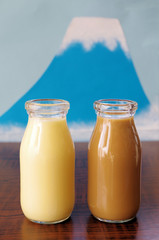 フルーツ牛乳とコーヒー牛乳